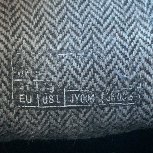 Dr Martens Maelly Boots in Black - Picture 15 of 15